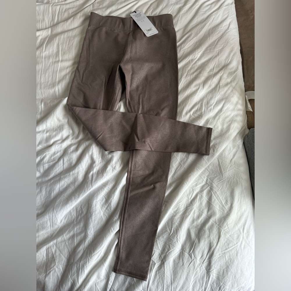 Alo Yoga leggings, colour: hot cocoa, size medium